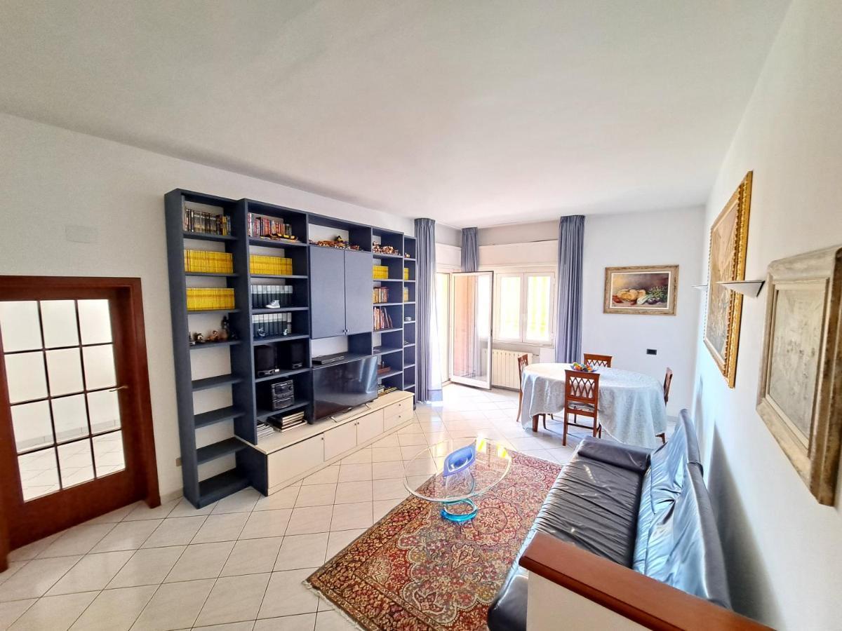 דירות פיומבינו Il Balcone Sull'Elba מראה חיצוני תמונה